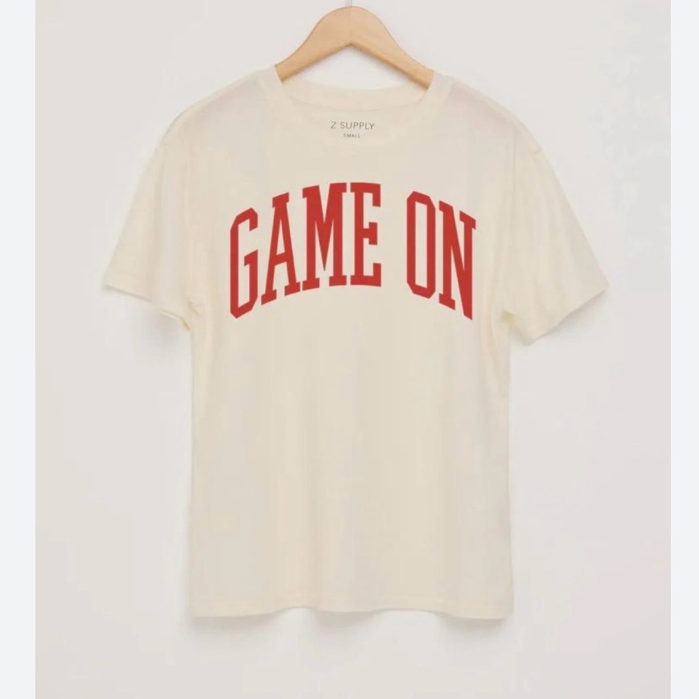 Z Supply "Game On" Boyfriend‎ Tee Shirt in Light Yellow/Butter NWT Size XS